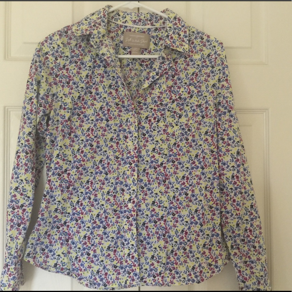 Banana Republic soft wash shirt